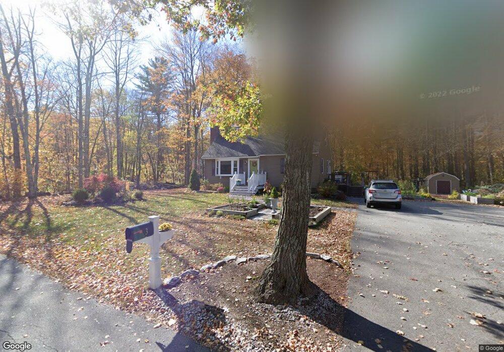 3 Evelyn St, Hooksett, NH 03106 - photo 1