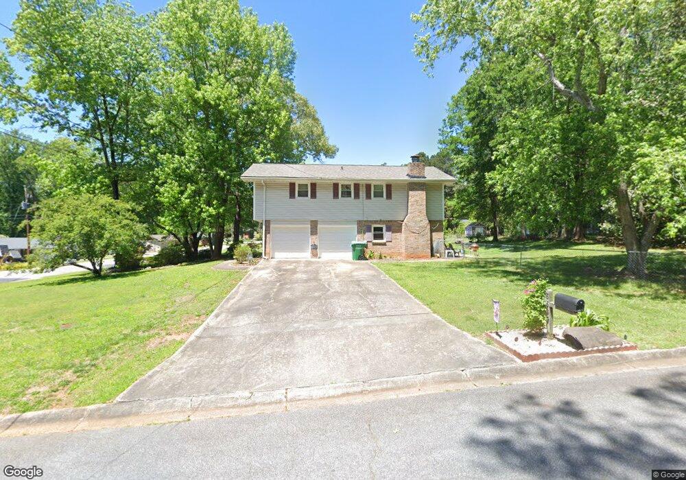 5637 Bob White Cir NW, Lilburn, GA 30047 - photo 1