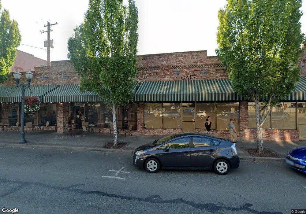 202 SW 6th St, Grants Pass, OR 97526 - photo 1