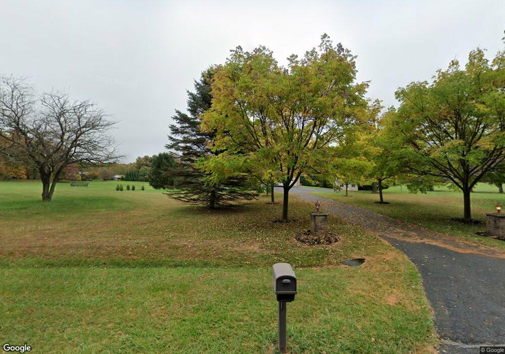 6111 Emerald Ln, Sykesville, MD 21784 - photo 1