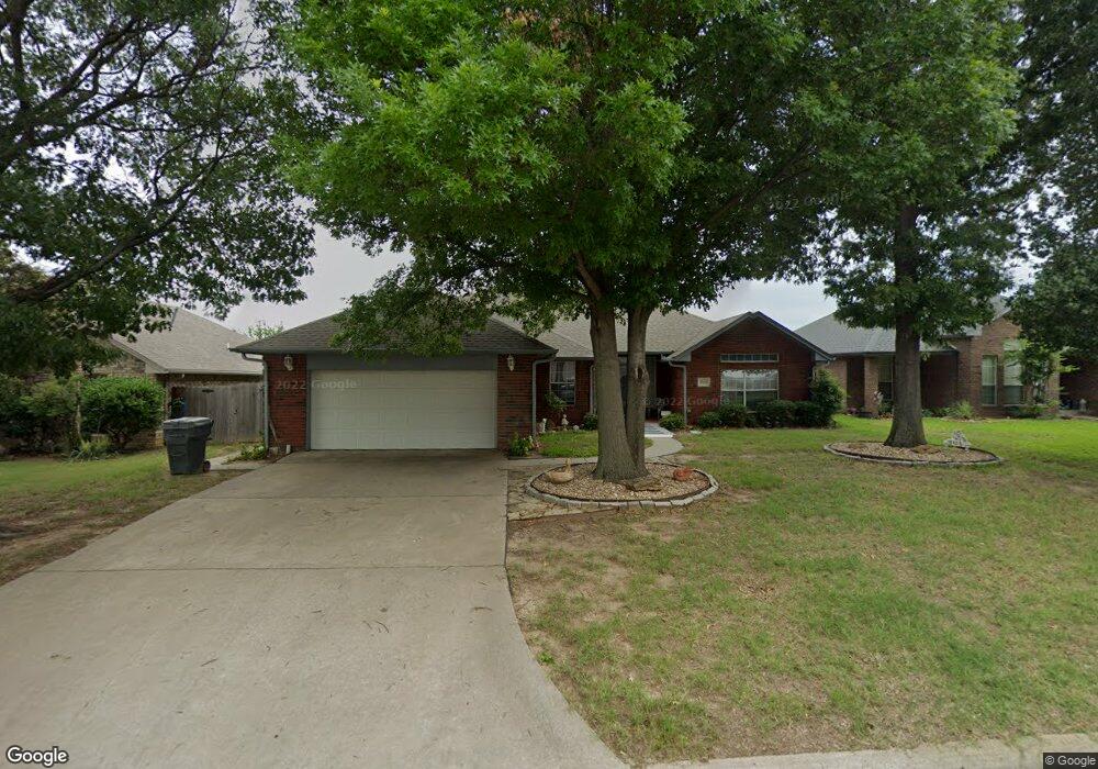 1904 Red Oak Dr, Ardmore, OK 73401 - photo 1