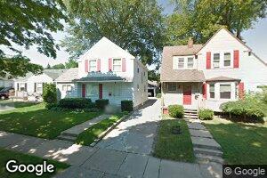 1442 Pettis St, Lansing, MI 48910
