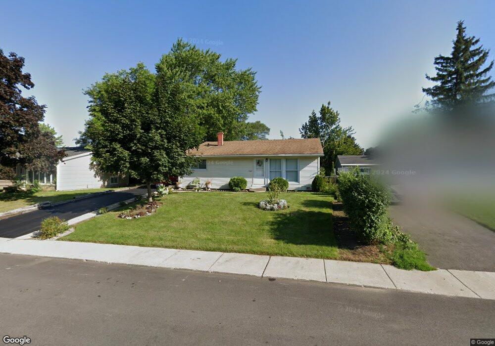 1542 Amarillo Dr, Carpentersville, IL 60110 - photo 1