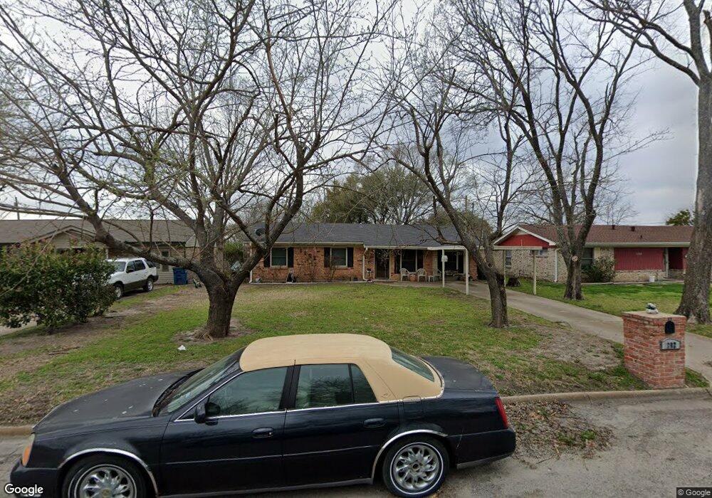 1202 S 1st St, Corsicana, TX 75110 - photo 1