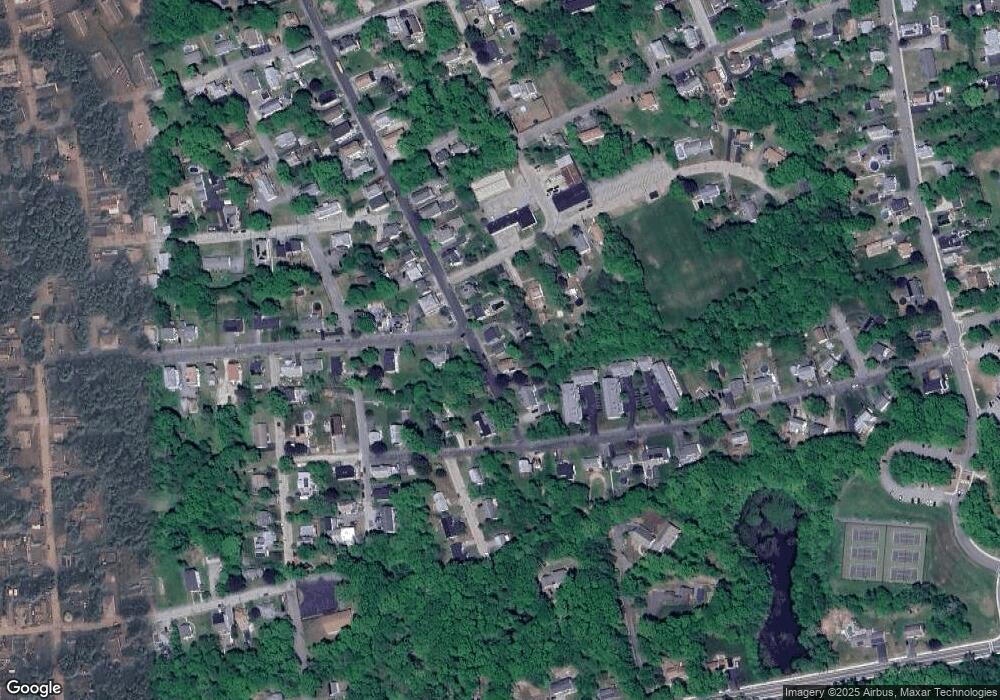 87 Myrtle Ave, Webster, MA 01570 - photo 1