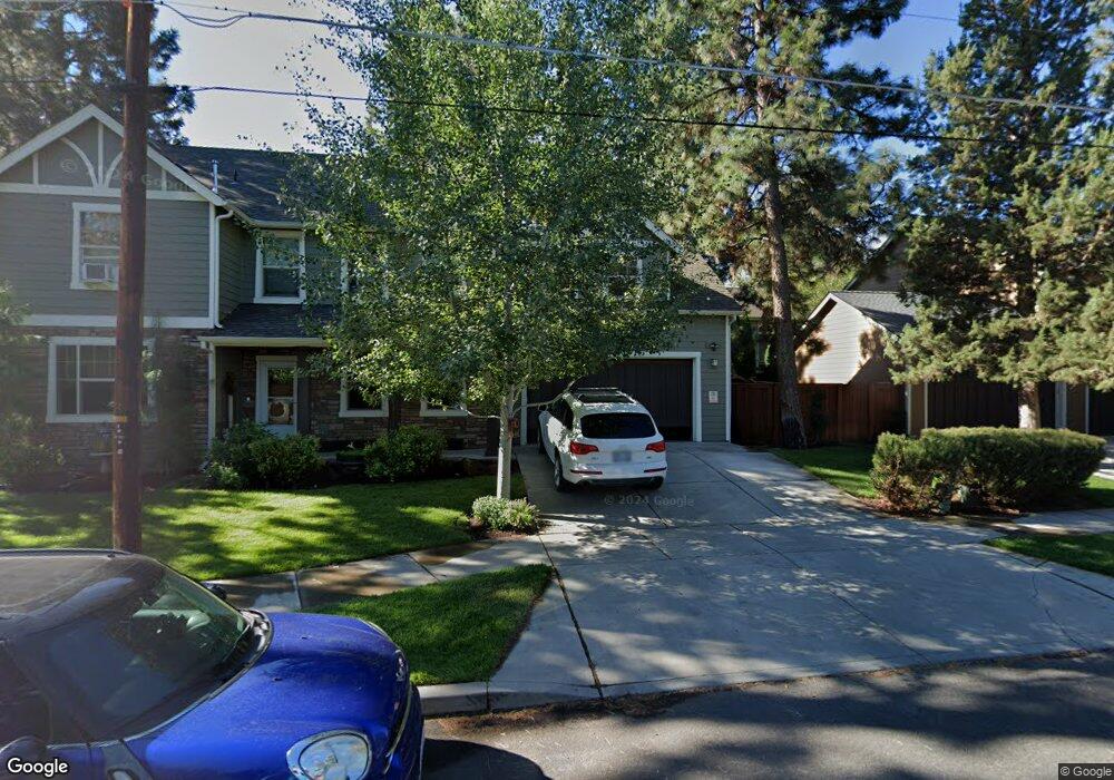 19803 Hollygrape St, Bend, OR 97702 - photo 1