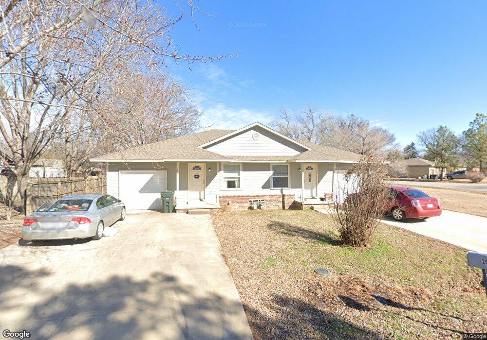 208 W 12th St, Claremore, OK 74017 - photo 1