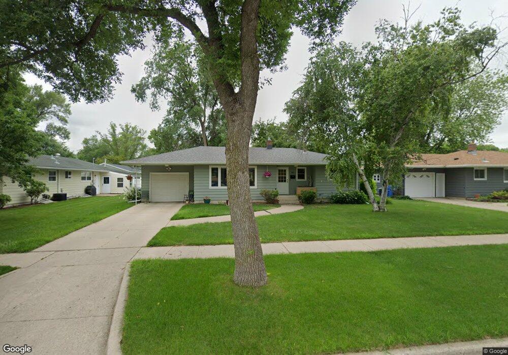 82 24th Ave N, Fargo, ND 58102 - photo 1