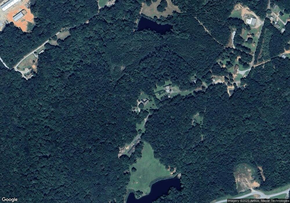 1146 Mercer Dr, Elberton, GA 30635 - photo 1