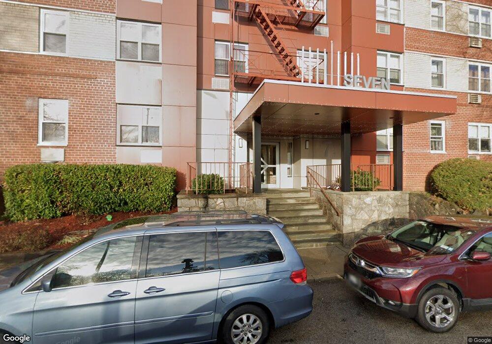 7 Balint Dr unit 614, Yonkers, NY 10710 - photo 1