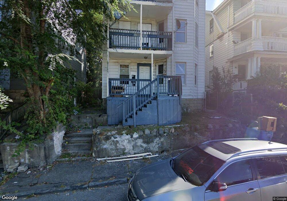 69 Lounsbury St unit 1ST, Waterbury, CT 06706 - photo 1