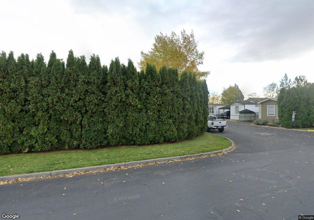 528 NW 17th St unit 29, Redmond, OR 97756 - photo 1