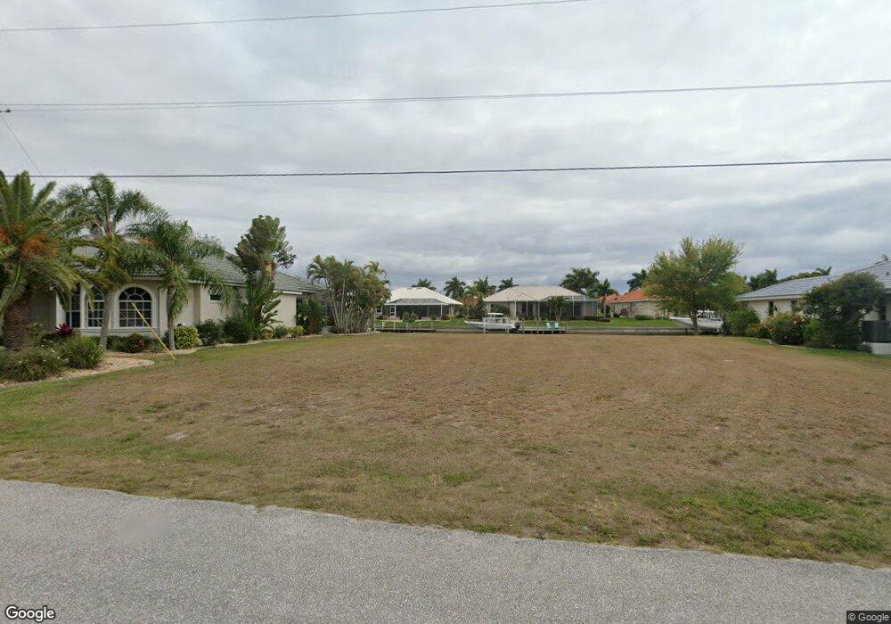 225 Freeport Ct, Punta Gorda, FL 33950 - photo 1