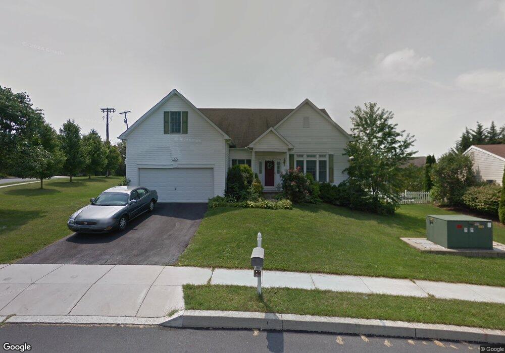 26 Willow Way Dr, Enola, PA 17025 - photo 1