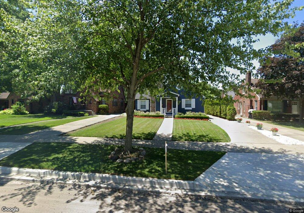 659 Rivard Blvd, Grosse Pointe, MI 48230 - photo 1