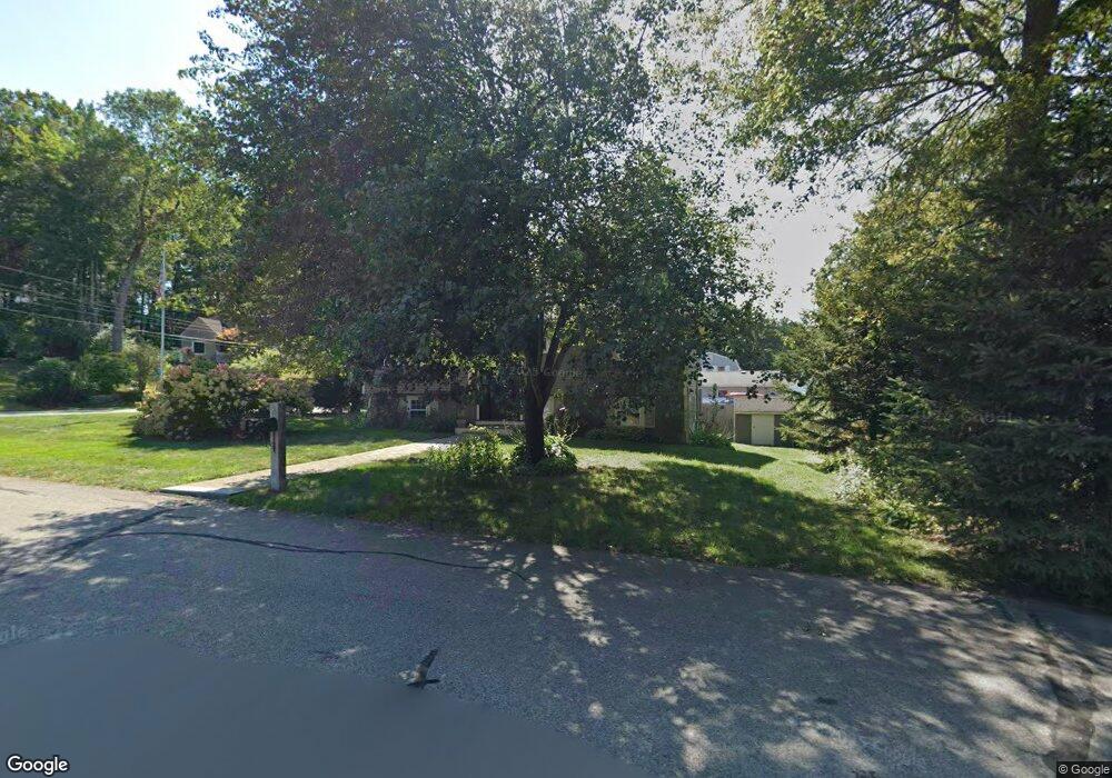 2 Cherokee Ave, Nashua, NH 03062 - photo 1