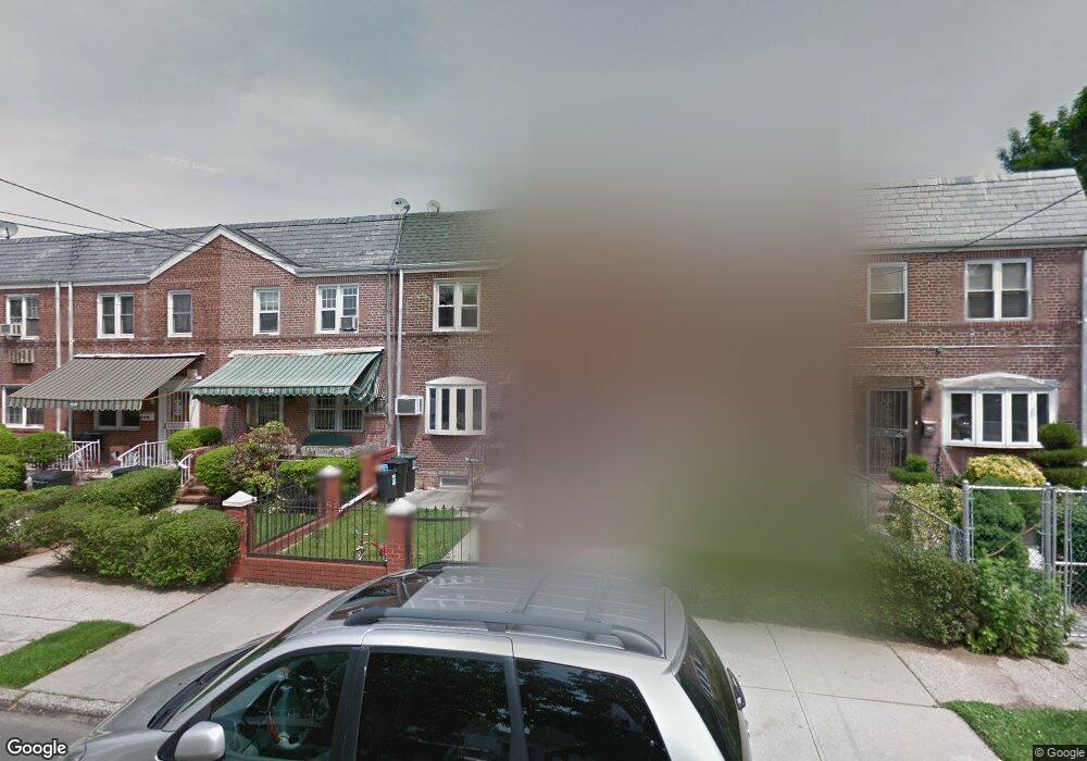 7539 167th St, Fresh Meadows, NY 11366 - photo 1