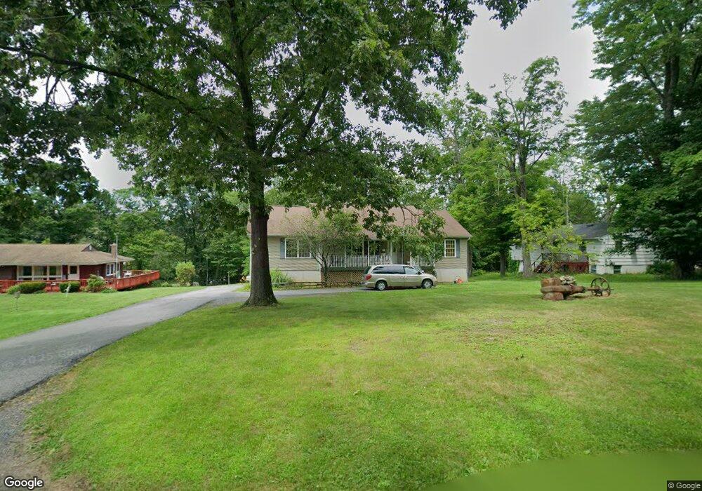 4 Glade Rd, Poughkeepsie, NY 12601 - photo 1