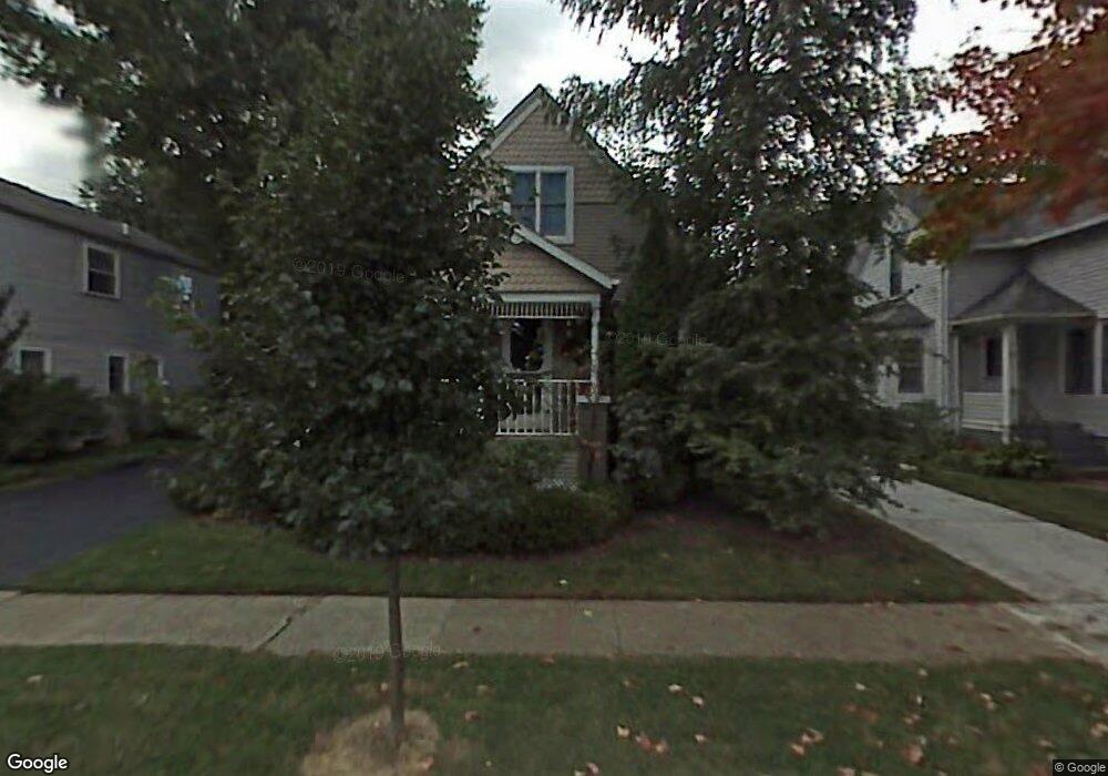 61 Muir Rd, Grosse Pointe Farms, MI 48236 - photo 1