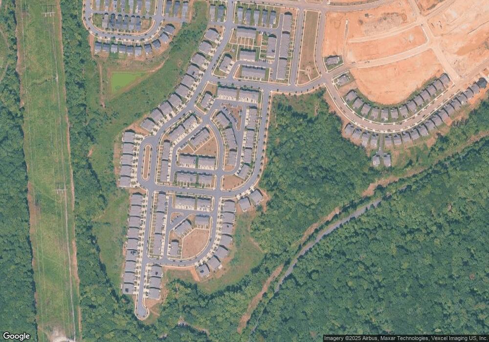 18056 Red Cedar Rd, Dumfries, VA 22026 - photo 1