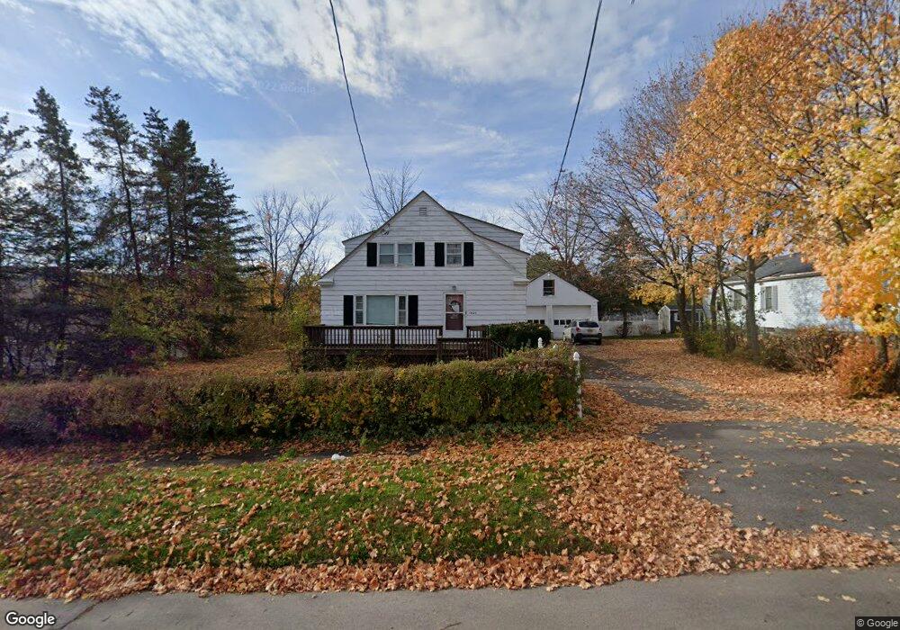 1820 Crouse St, Utica, NY 13501 - photo 1