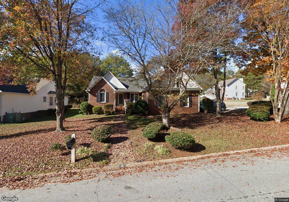 2 Planters Row Dr, Mauldin, SC 29662 - photo 1