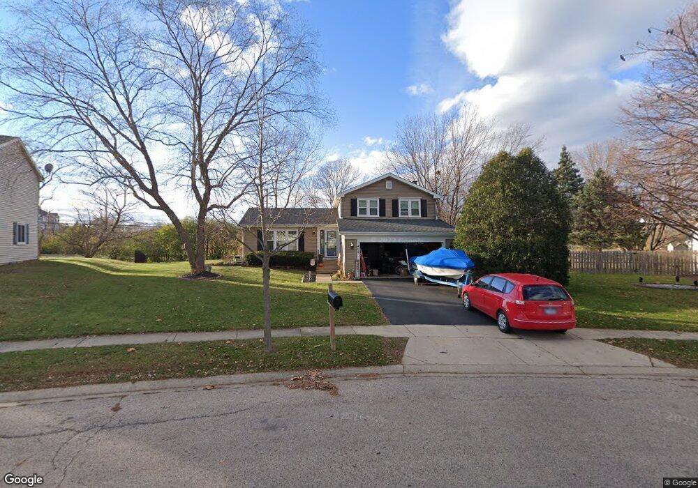 400 W Parkview Terrace, Algonquin, IL 60102 - photo 1