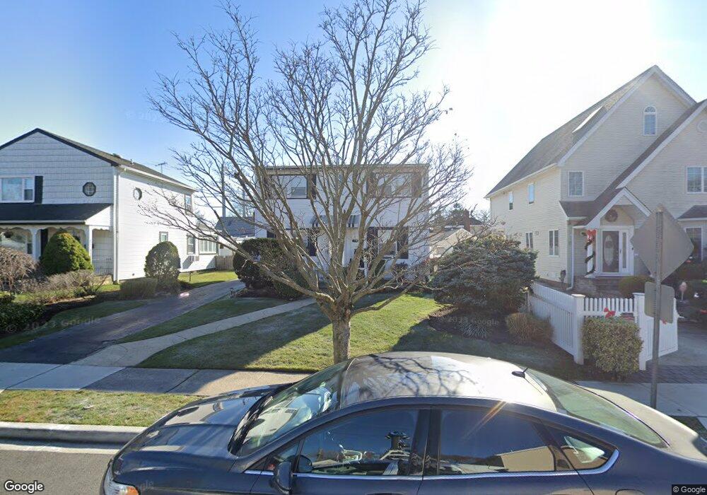 102 Wilson Rd, Valley Stream, NY 11581 - photo 1