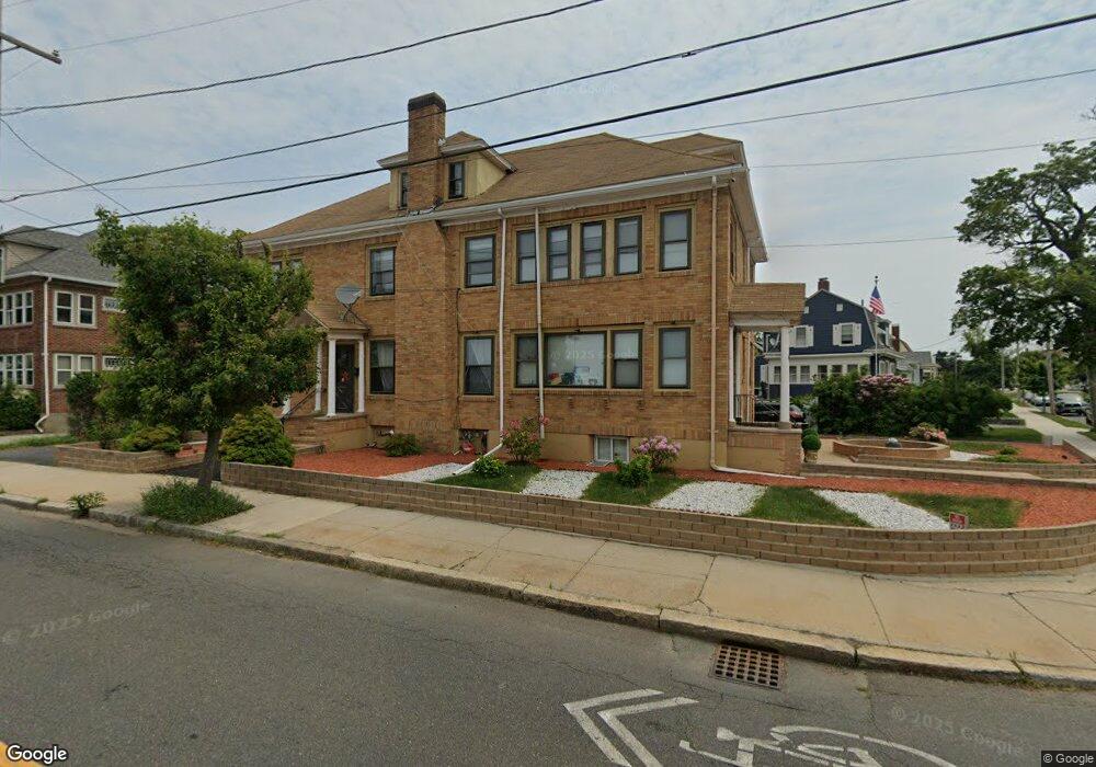 4 Brookfield Rd unit 2, Winthrop, MA 02152 - photo 1