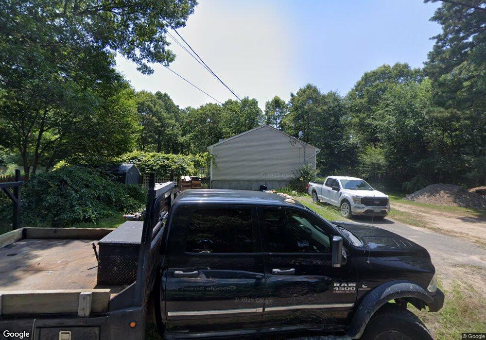 157 Middle Island Rd, Medford, NY 11763 - photo 1