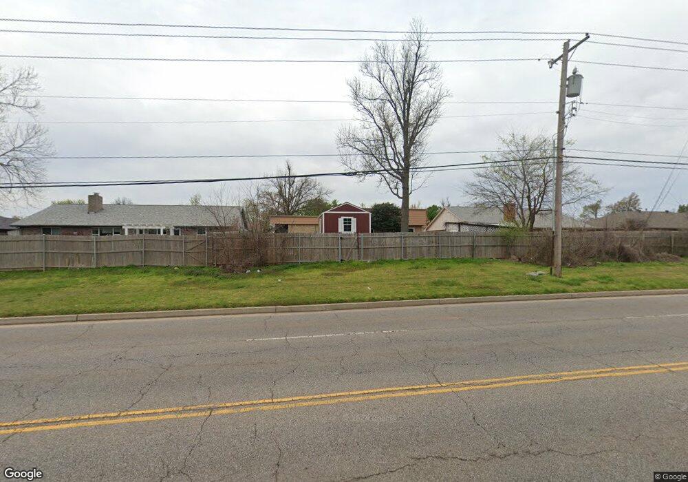 2325 NW 121st St, Oklahoma City, OK 73120 - photo 1