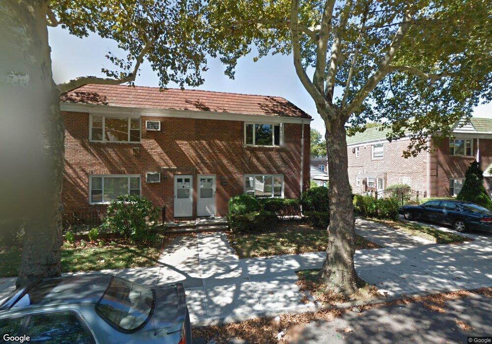 7564 198th St, Fresh Meadows, NY 11366 - photo 1