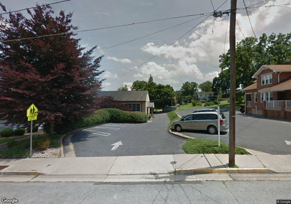 328 Maple Ave, Waynesboro, VA 22980 - photo 1