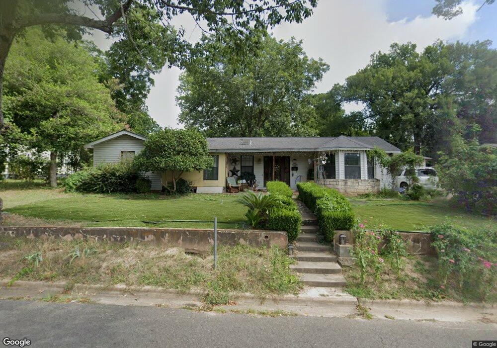 1210 Virginia Ave, Nacogdoches, TX 75964 - photo 1