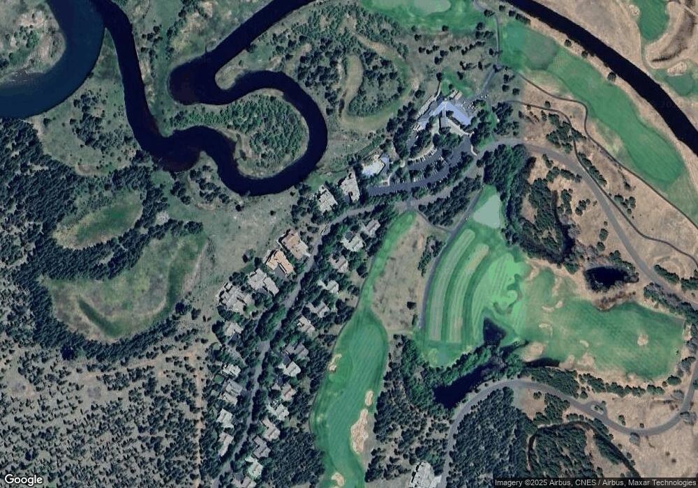 17555 Canoe Camp Dr unit 2, Bend, OR 97707 - photo 1