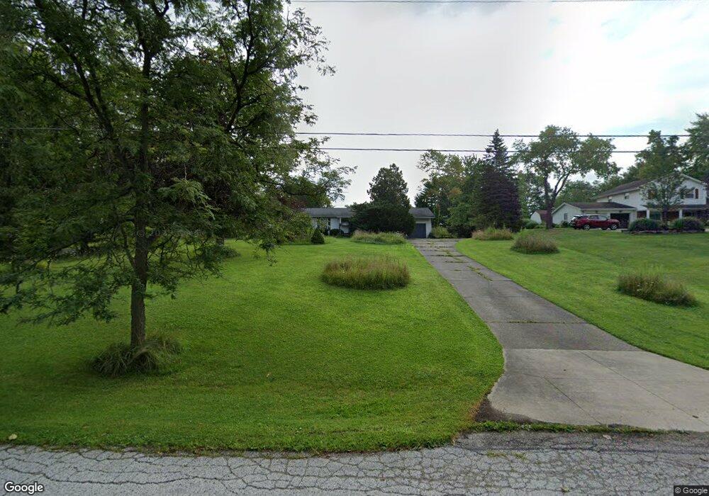 220 Cambridge Dr, Aurora, OH 44202 - photo 1