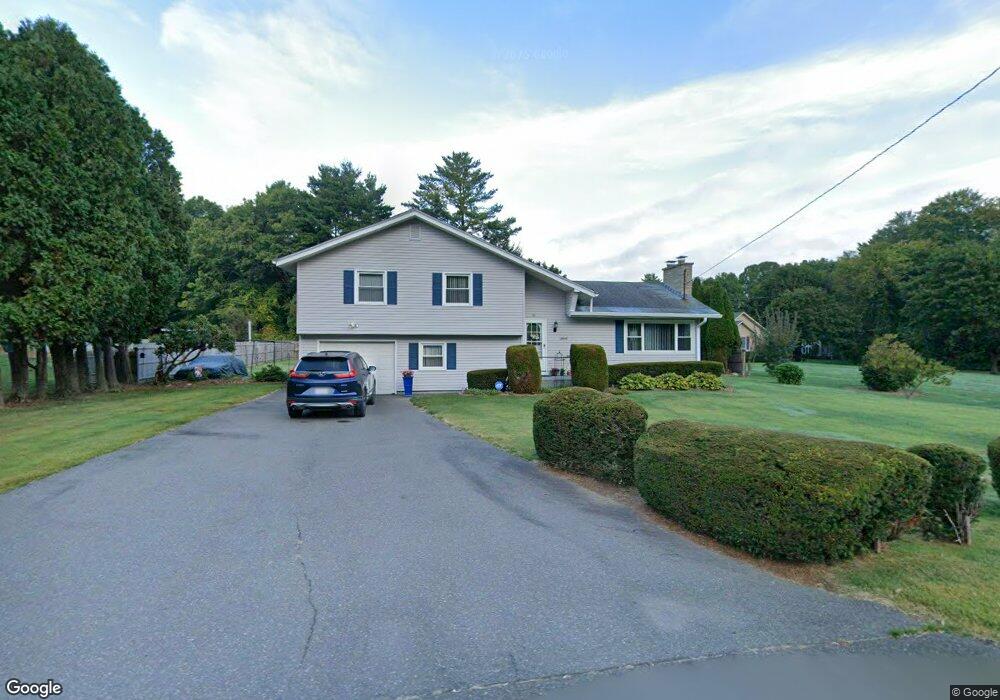 54 Hendrick St, Easthampton, MA 01027 - photo 1