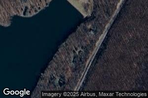 722 E Shore Dr, Breezewood, PA 15533
