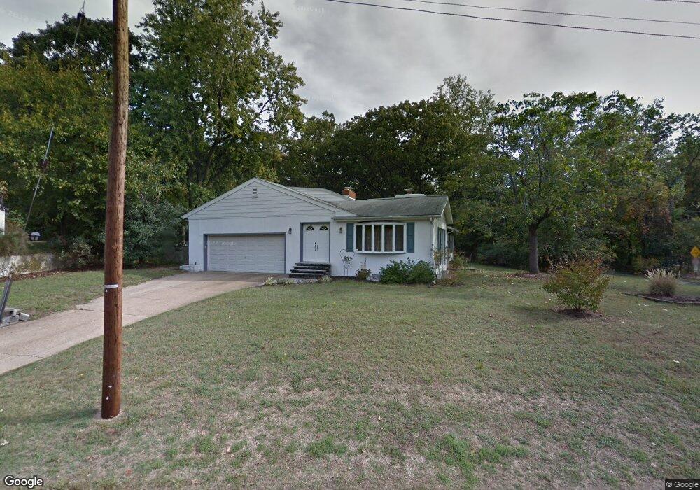 235 Beach Rd, Pasadena, MD 21122 - photo 1