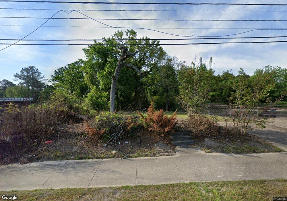 909 Robeson St, Fayetteville, NC 28305 - photo 1