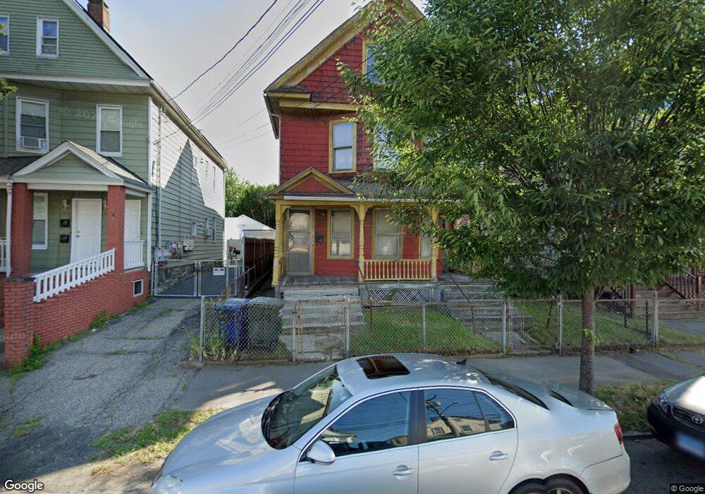 222 Lindley St unit 224, Bridgeport, CT 06604 - photo 1