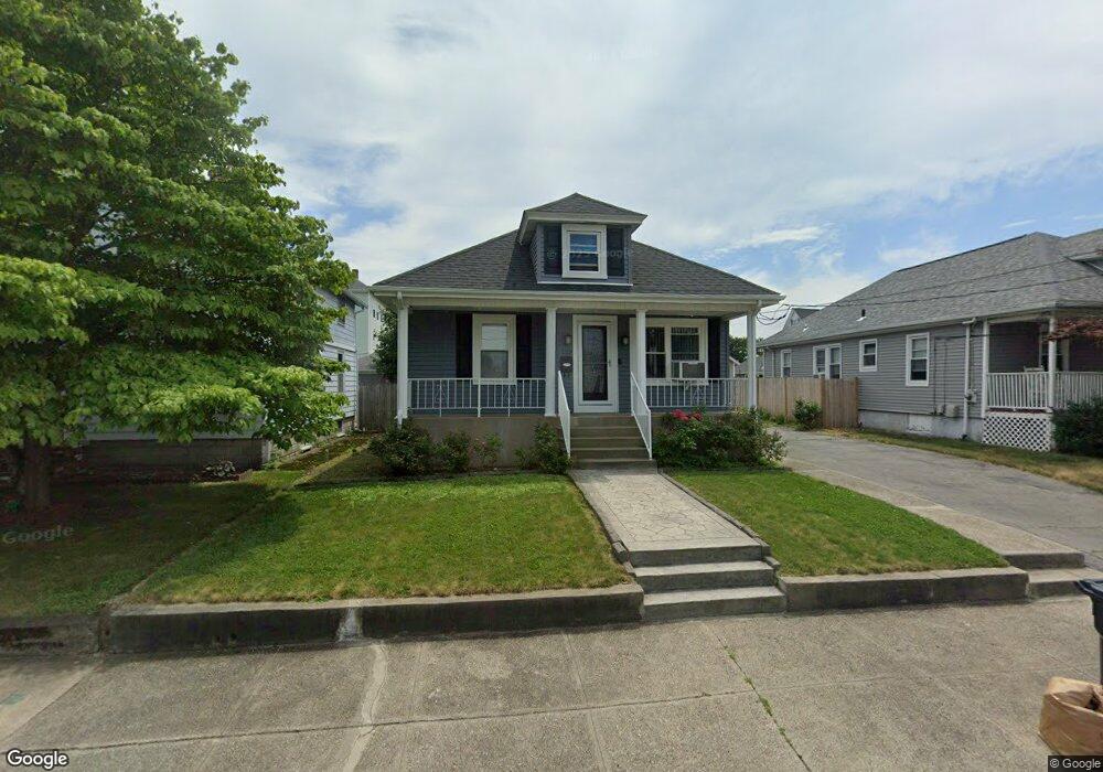 129 Warwick Rd, Pawtucket, RI 02861 - photo 1