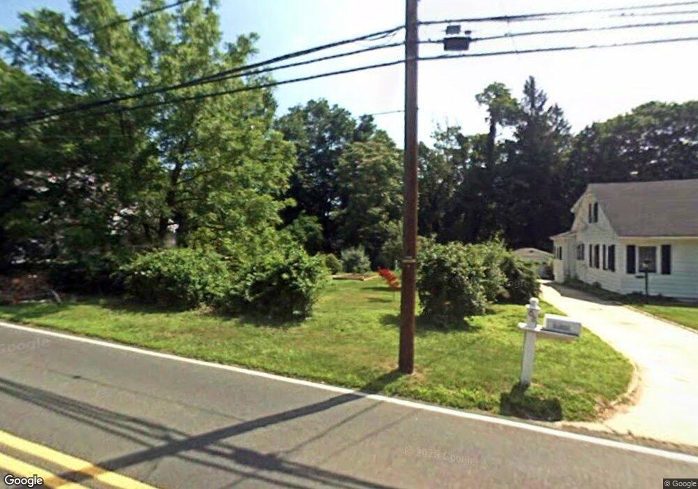 681 Locust Point Rd, Rumson, NJ 07760 - photo 1