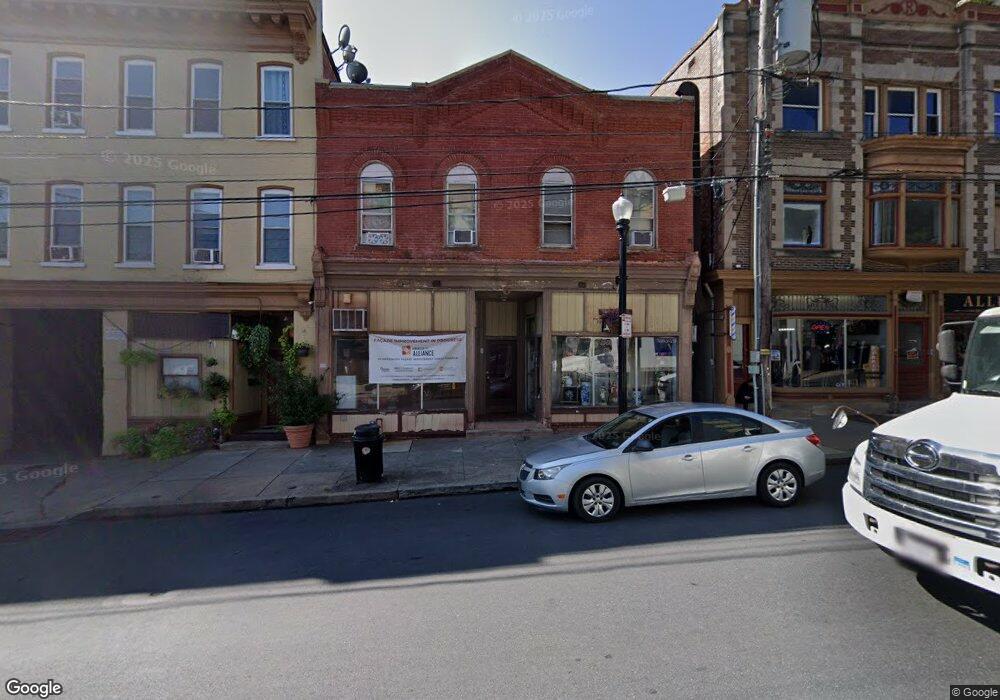 240 W King St unit 3, Lancaster, PA 17603 - photo 1