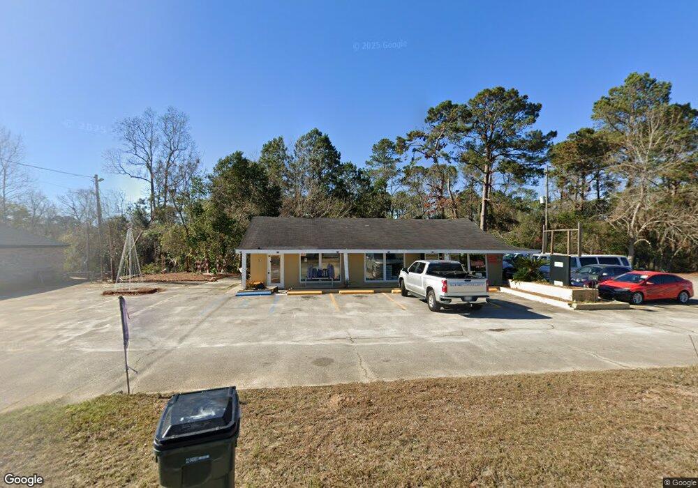215 S Duval St, Claxton, GA 30417 - photo 1