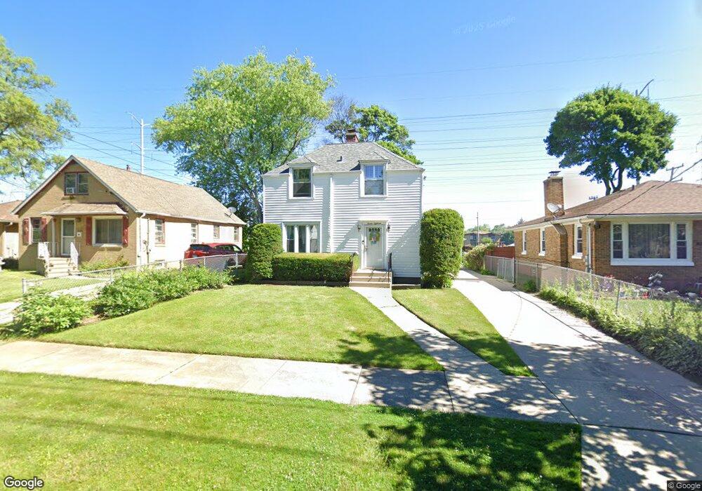 718 W Keith Ave, Waukegan, IL 60085 - photo 1