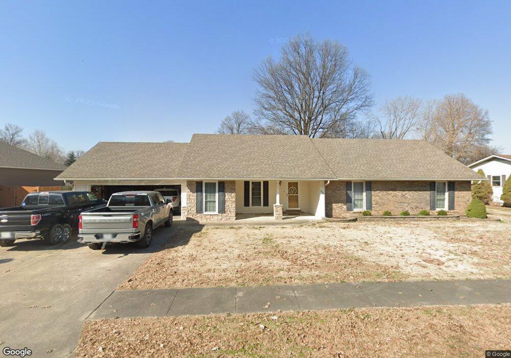 565 Saint Joseph Dr, New Madrid, MO 63869 - photo 1