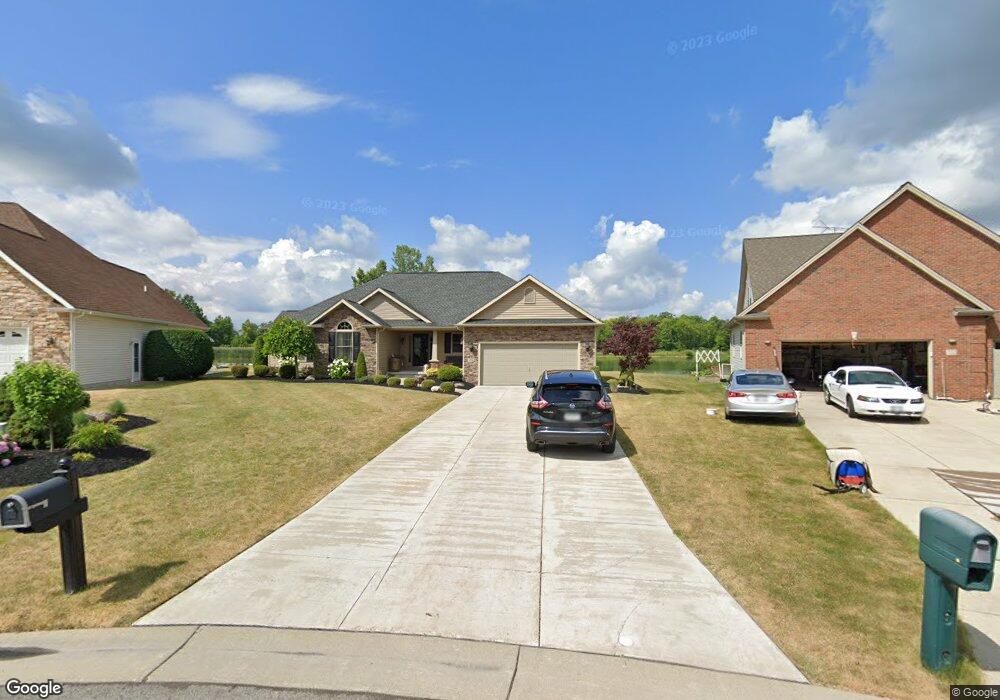 7156 Lakeside Dr, Niagara Falls, NY 14304 - photo 1