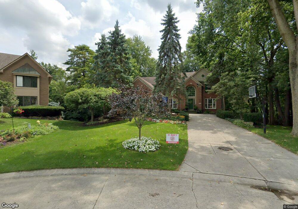 2179 Chestnut Ct, West Bloomfield, MI 48324 - photo 1