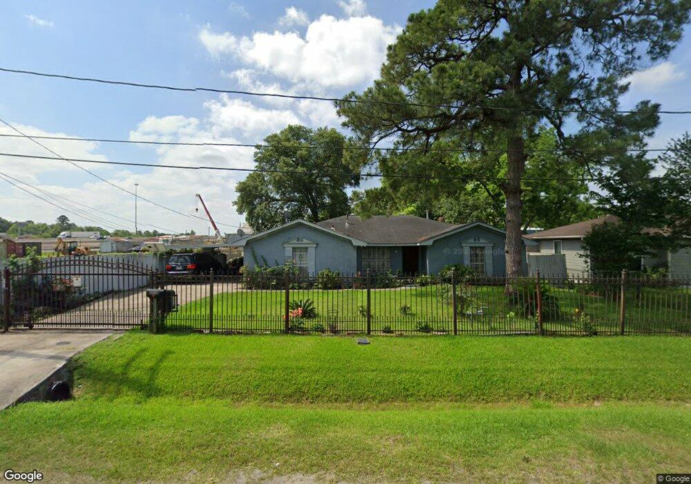 3306 Persimmon St, Houston, TX 77093 - photo 1